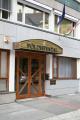 F�ldhivatal / Homlokzat f�liagrafik�val �s plasztikus bet�kkel (2008-12-10)